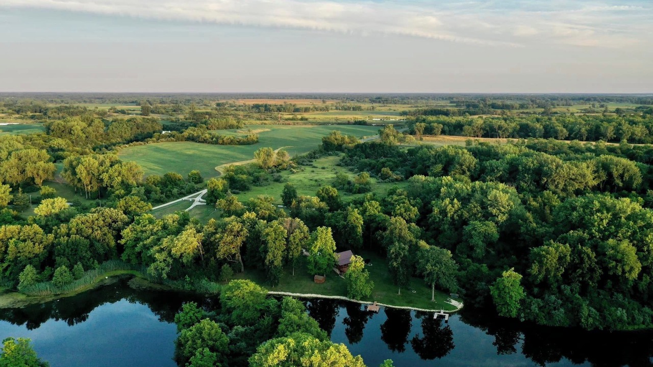Photo of Outdoor in Fulton County