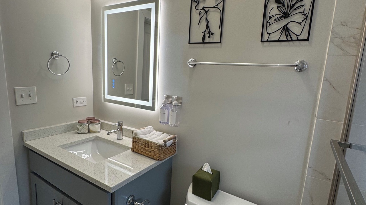Photo of Bathroom in Oak Park