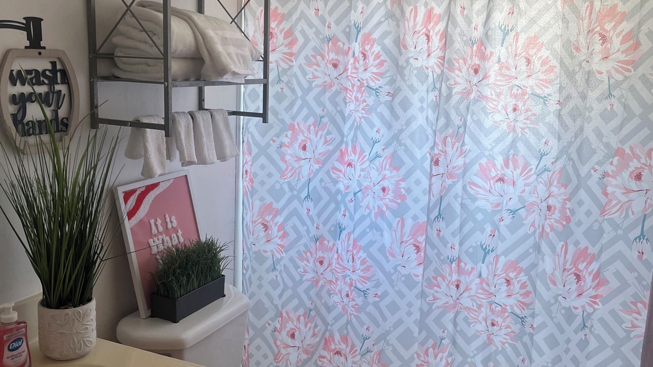 Photo of Bathroom in Bethalto