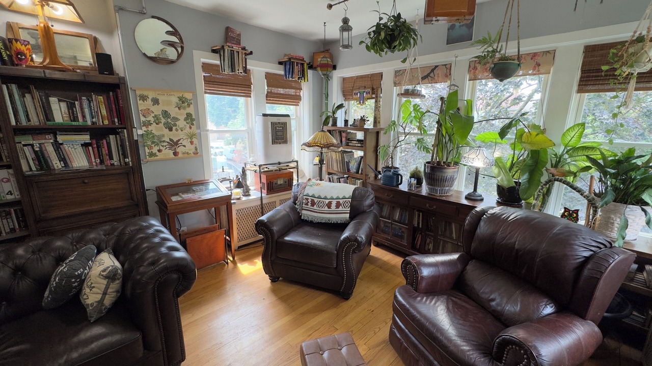 Photo of Livingroom in Albany Park