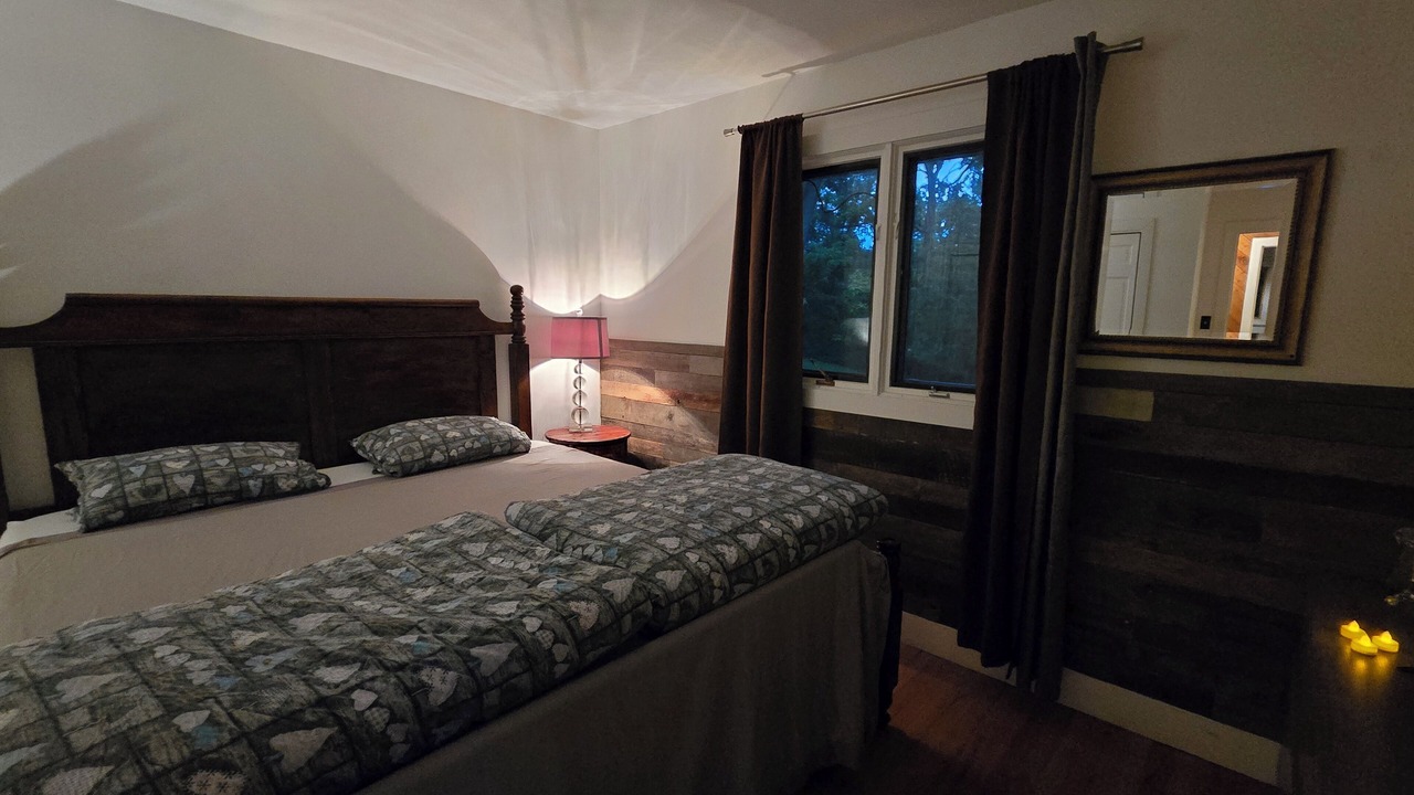 Photo of Bedroom in Lemont