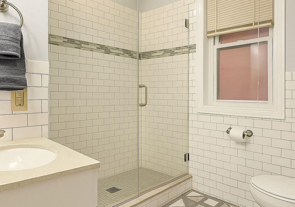 Photo of Bathroom in Wrigleyville