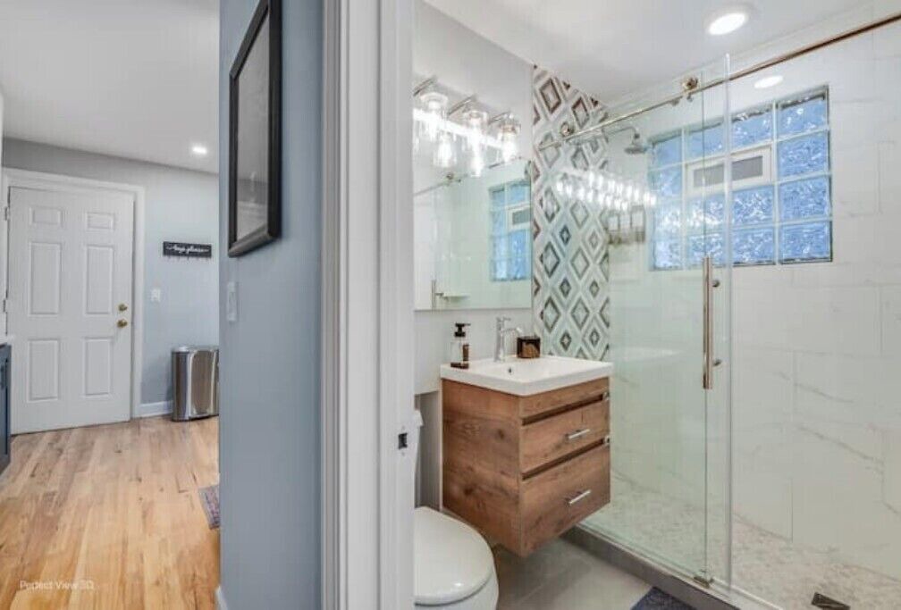 Photo of Bathroom in Avondale
