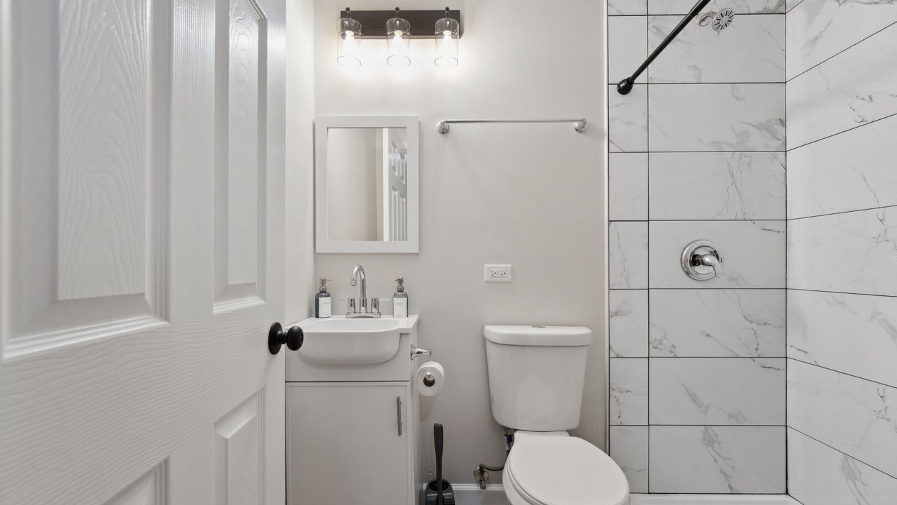 Photo of Bathroom in Addison
