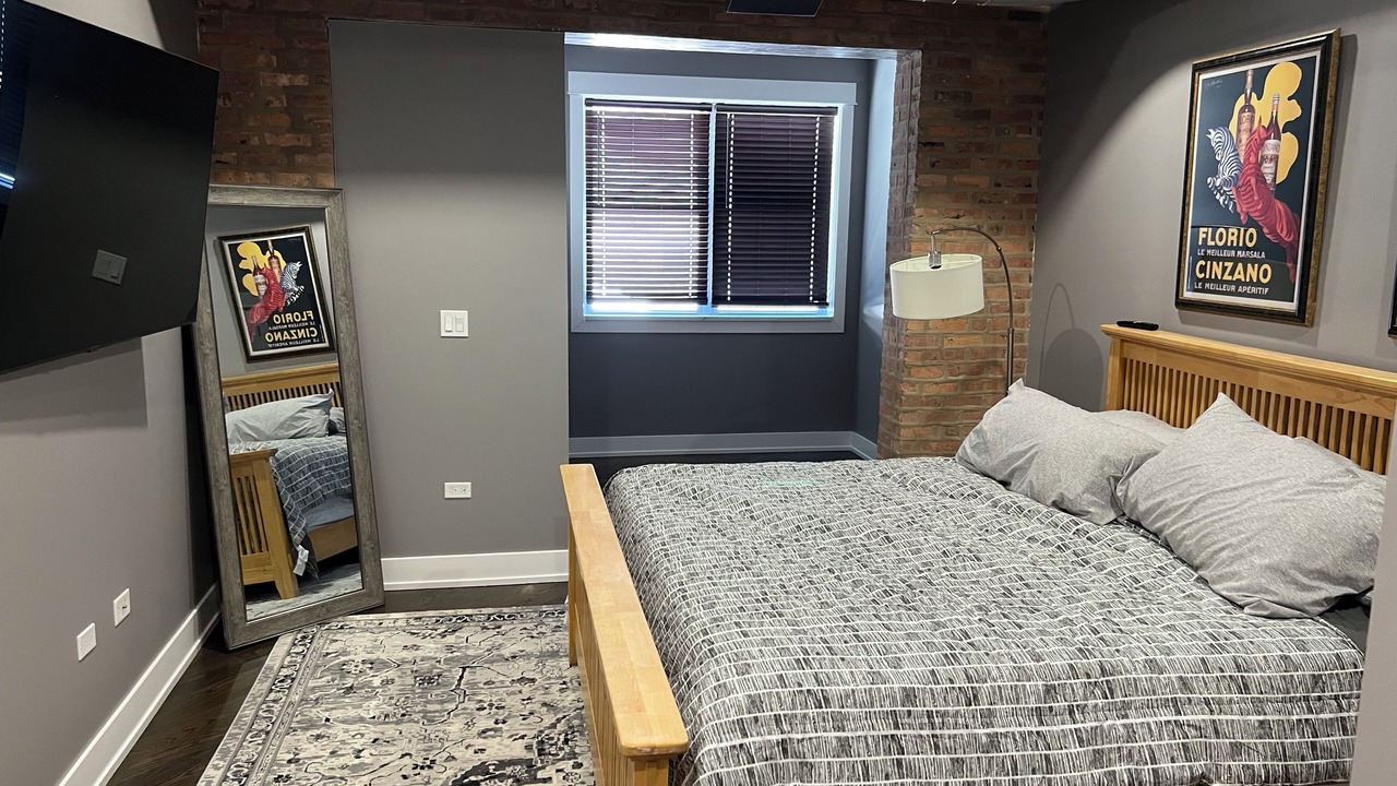 Photo of Bedroom in North Lawndale