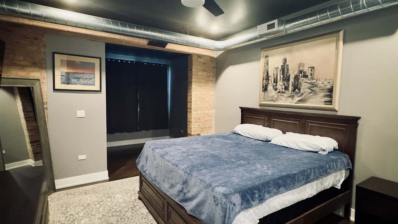 Photo of Bedroom in North Lawndale