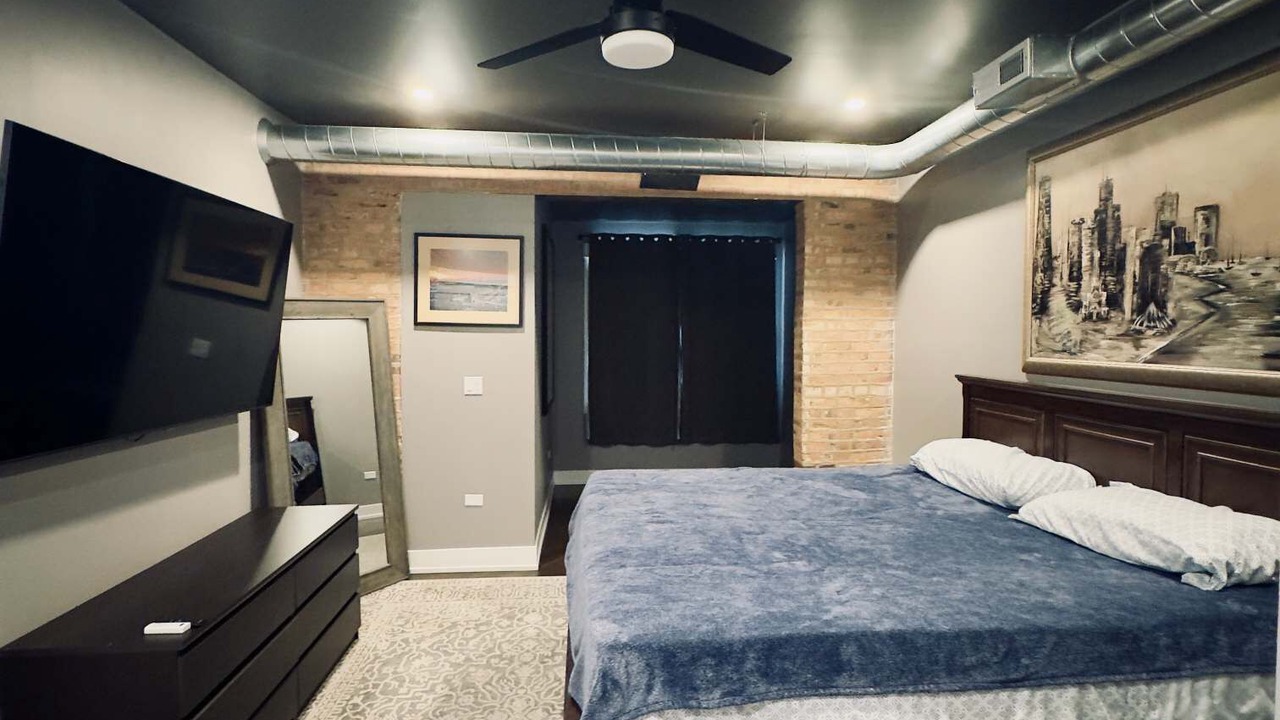Photo of Bedroom in North Lawndale