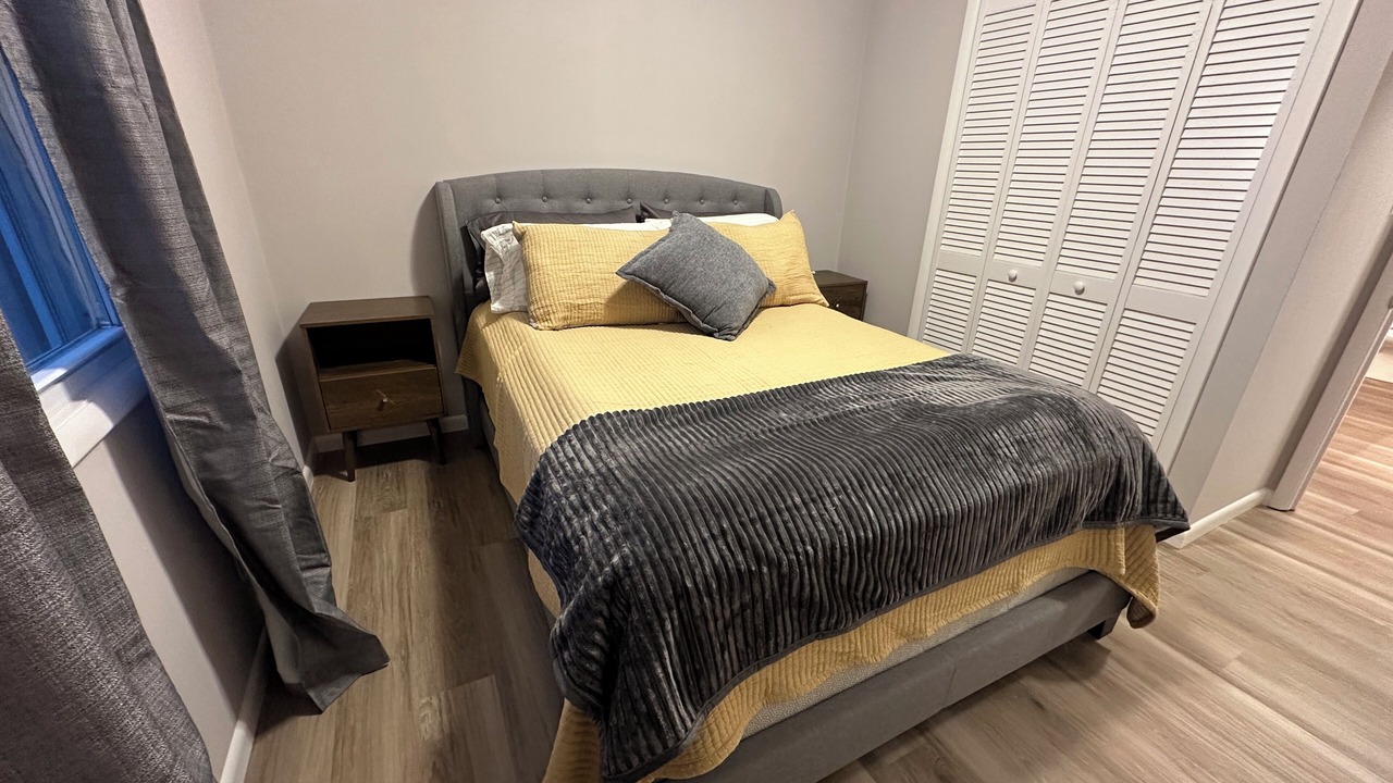 Photo of Bedroom in Eureka