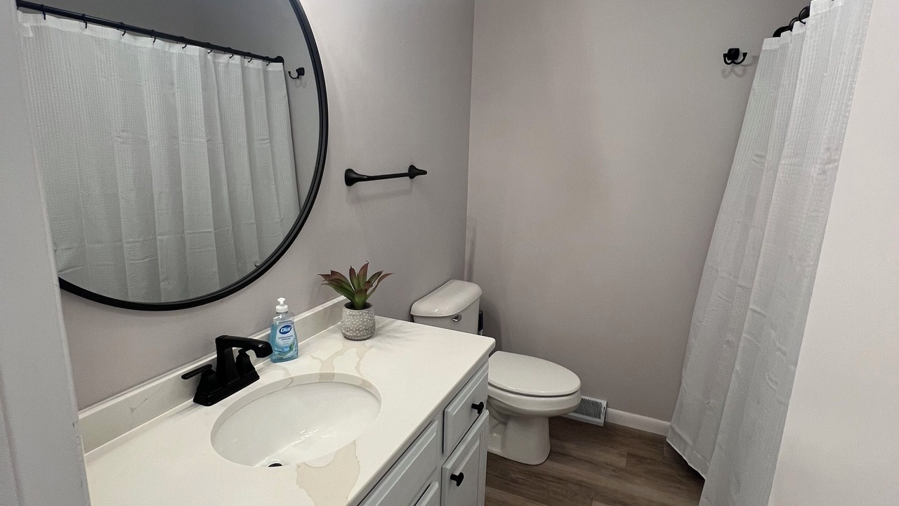 Photo of Bathroom in Eureka