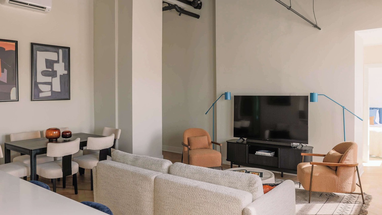 Photo of Livingroom in Rush and Division