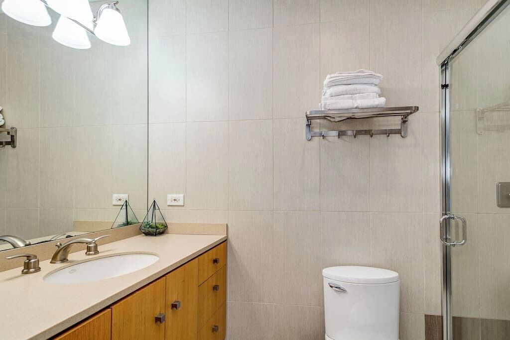 Photo of Bathroom in River North
