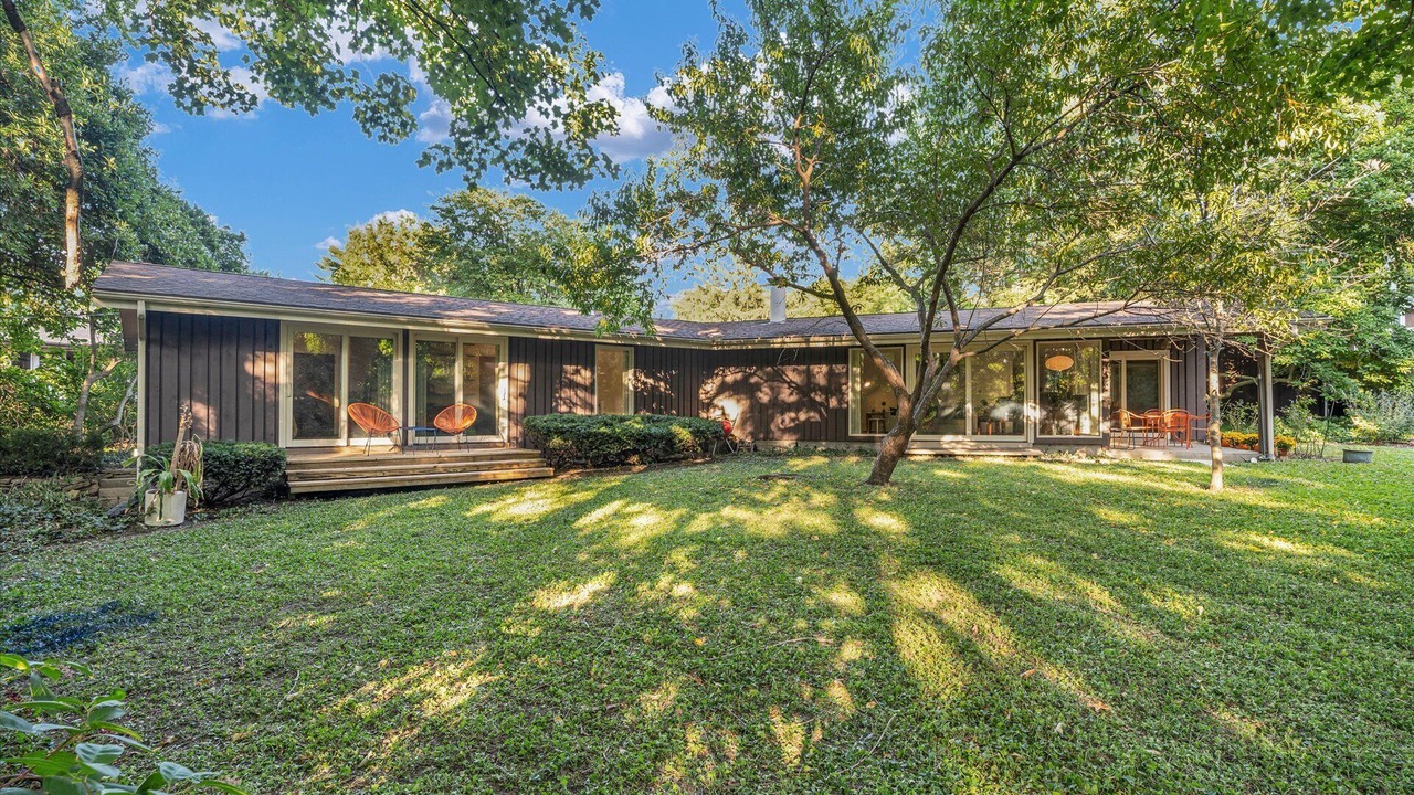 Photo of Outdoor in Urbana