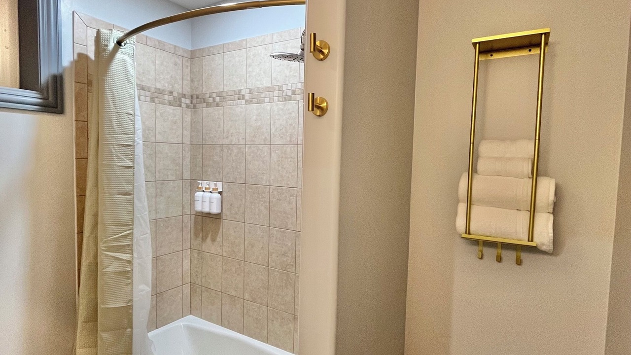 Photo of Bathroom in Dunning
