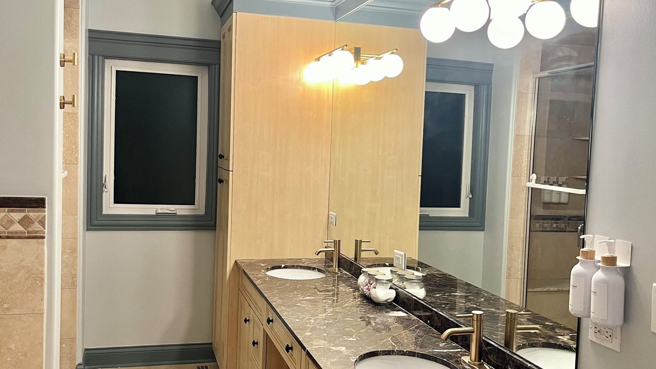 Photo of Bathroom in Dunning