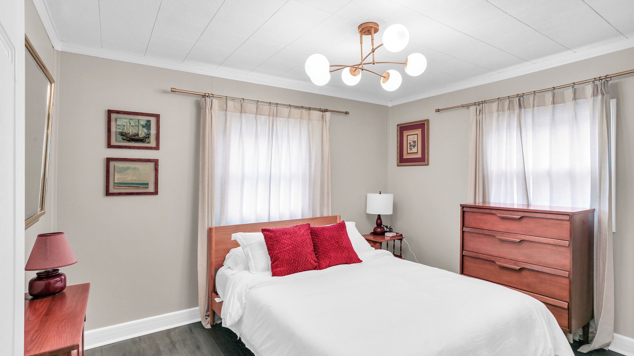 Photo of Bedroom in Champaign