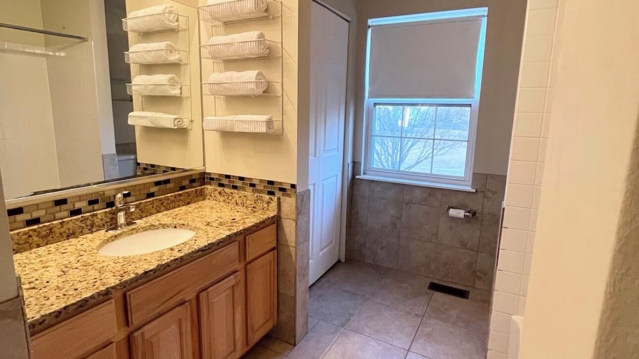 Photo of Bathroom in Aurora
