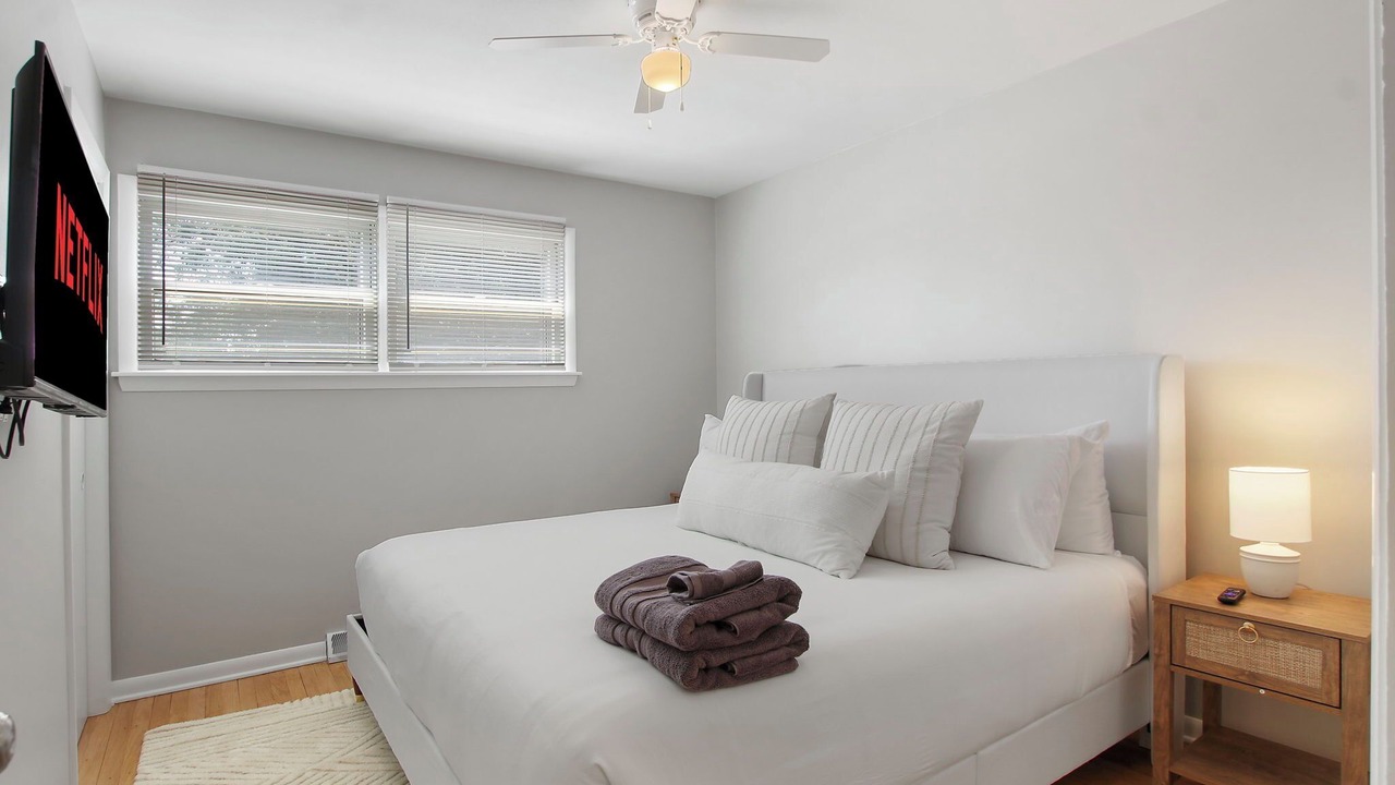 Photo of Bedroom in Arlington Heights