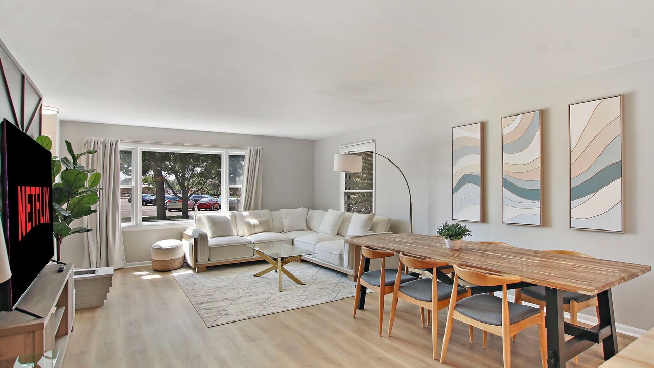 Photo of Livingroom in Arlington Heights