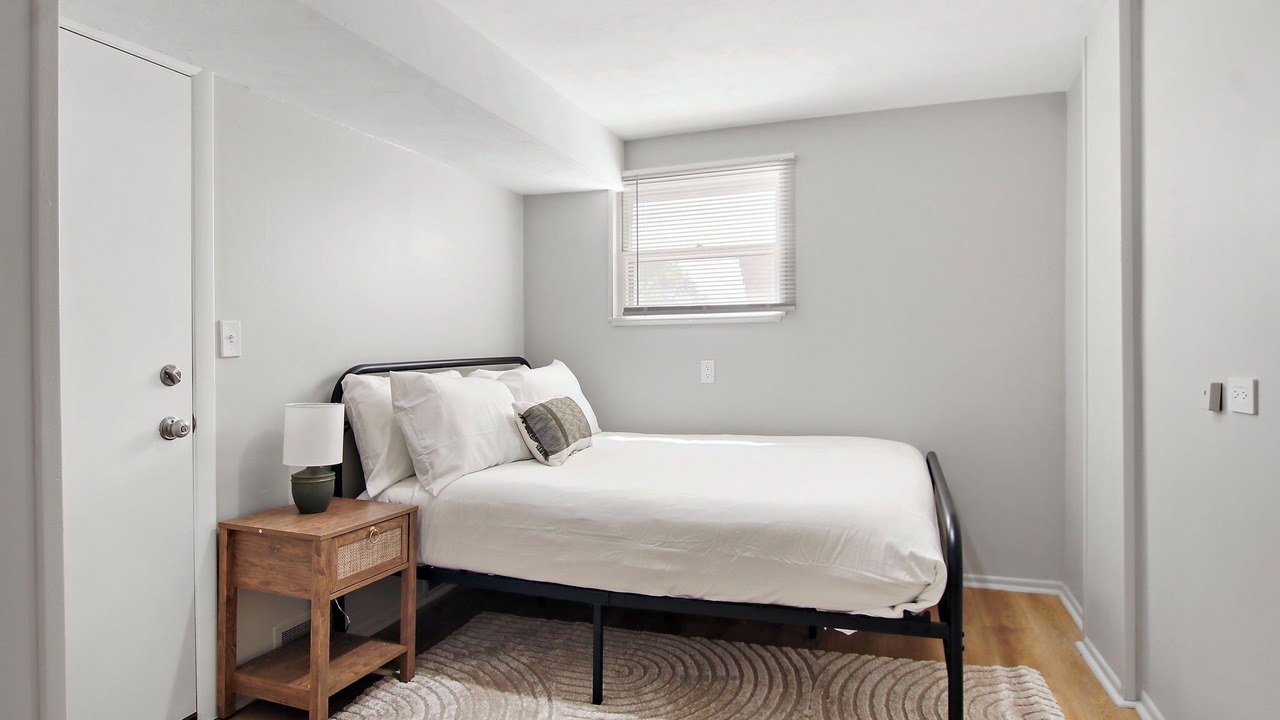Photo of Bedroom in Arlington Heights