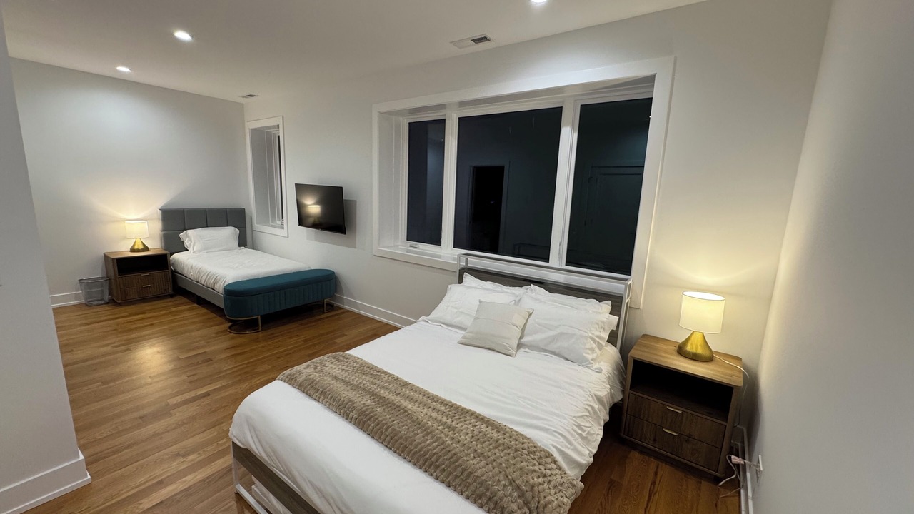 Photo of Bedroom in Forest Park