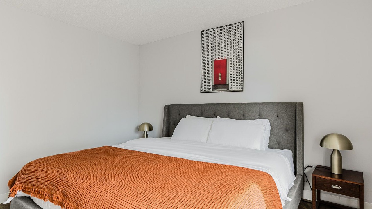 Photo of Bedroom in Rush and Division