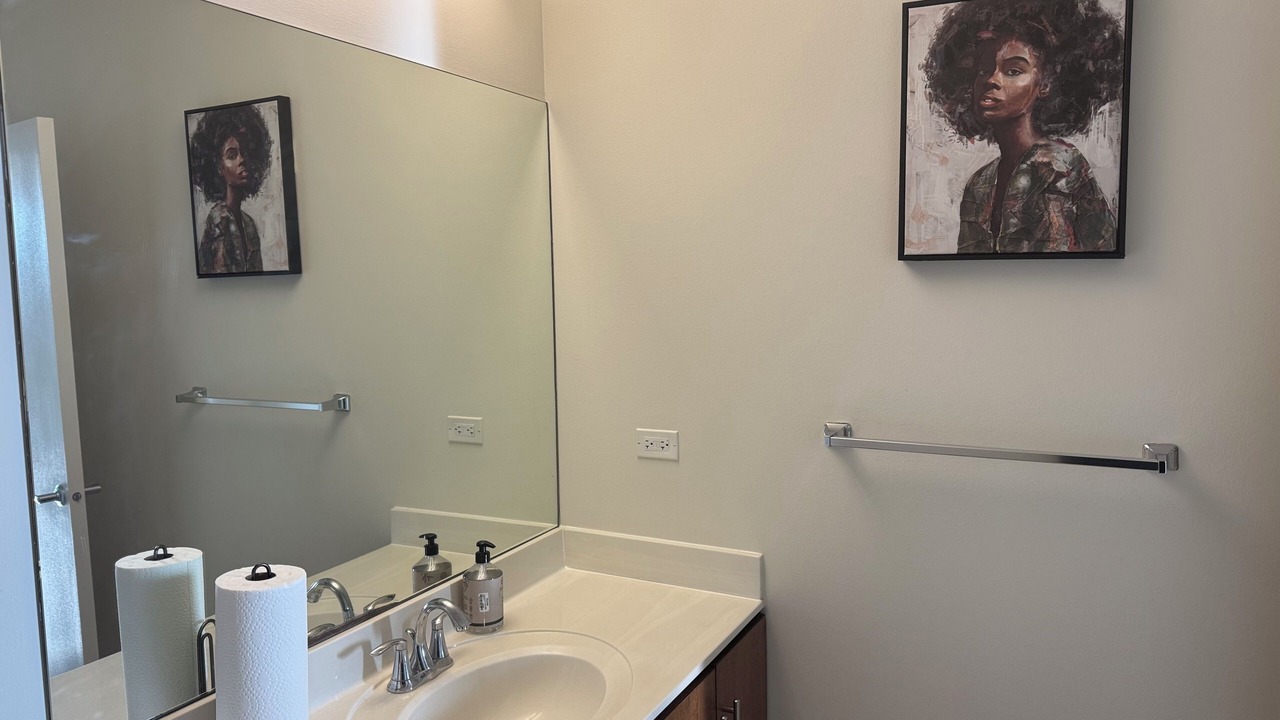 Photo of Bathroom in Prairie District