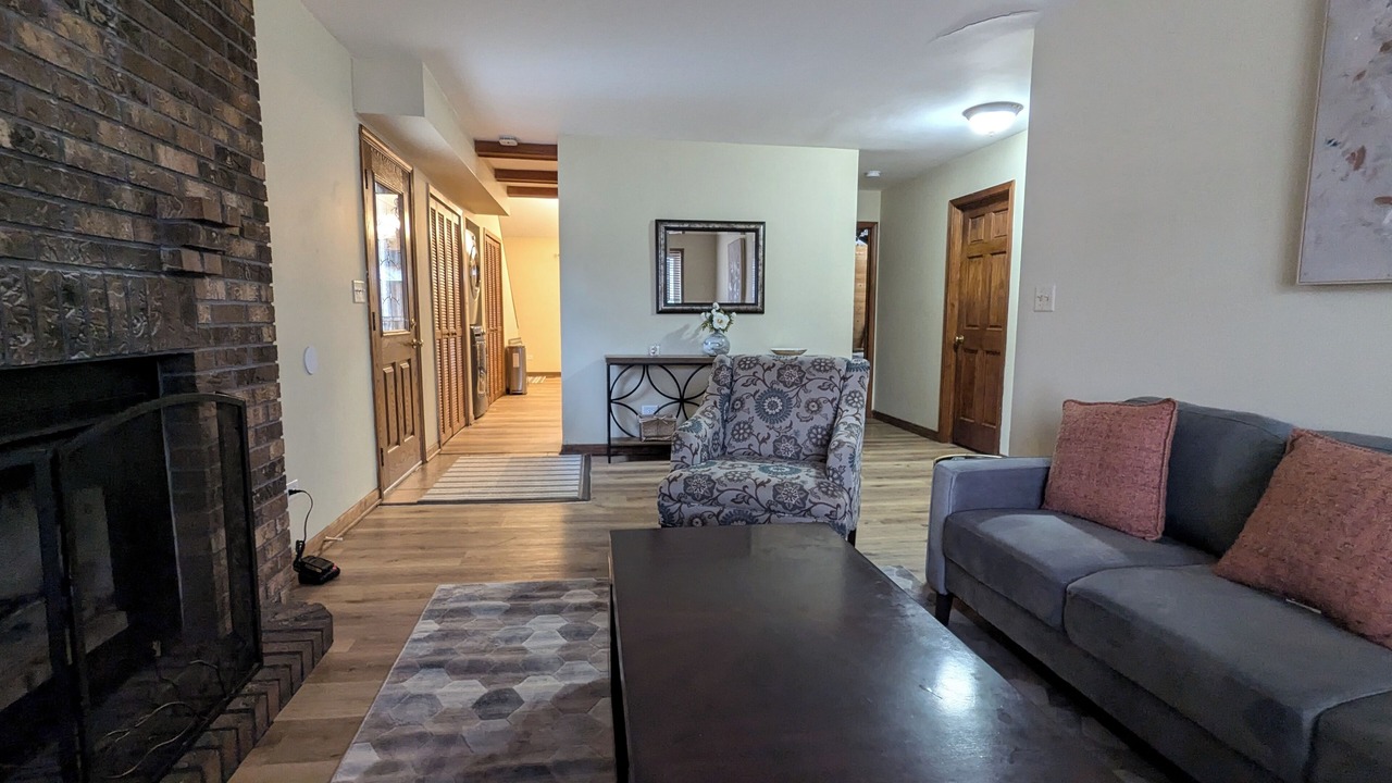 Photo of Livingroom in Round Lake Beach
