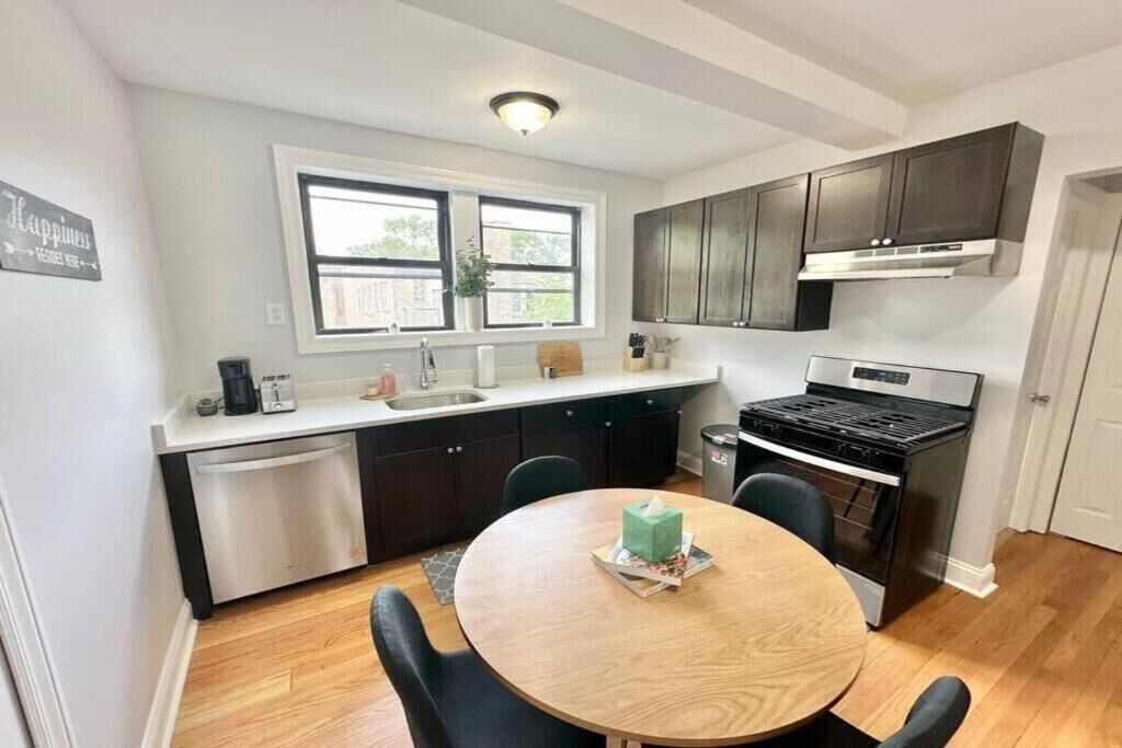Photo of Kitchen in West Ridge