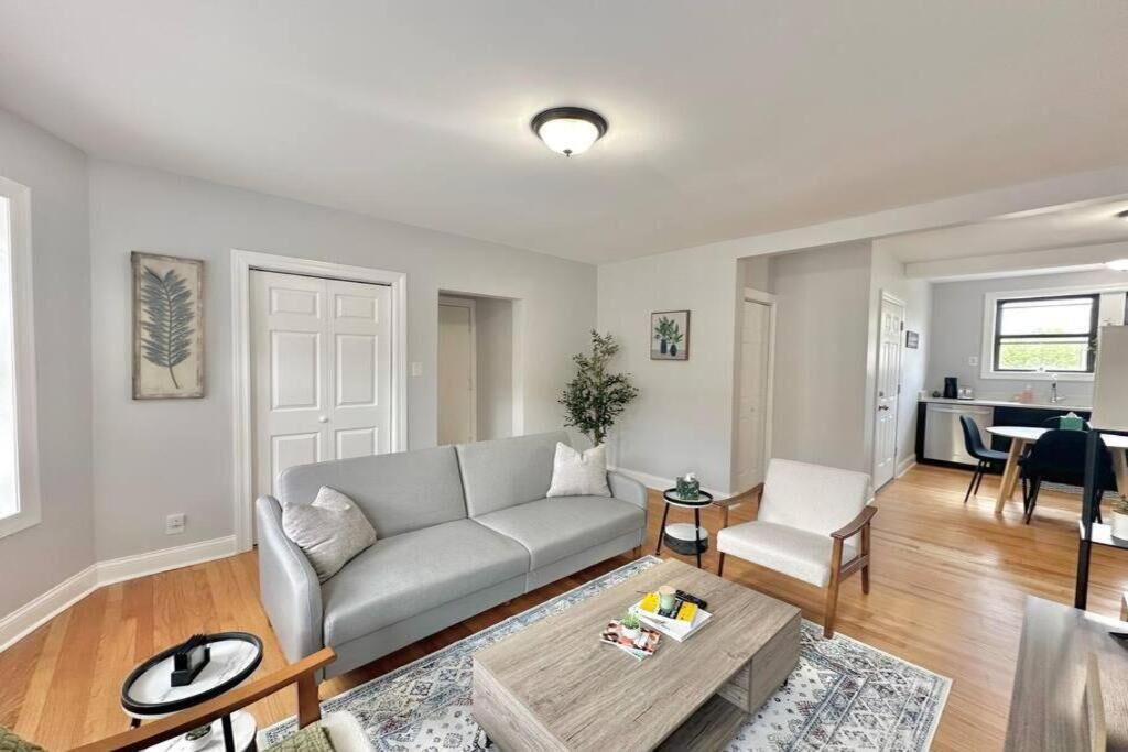 Photo of Livingroom in West Ridge