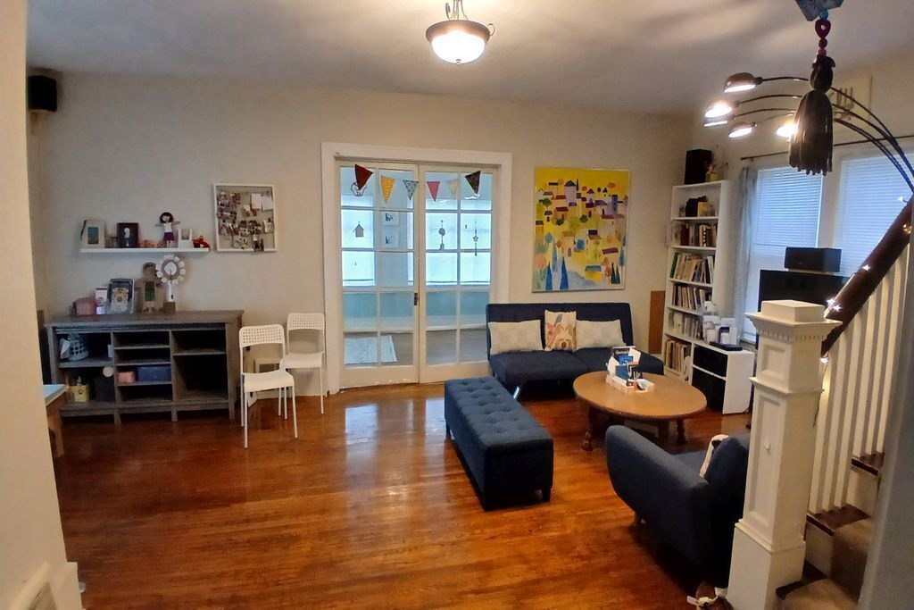 Photo of Livingroom in Rock Island