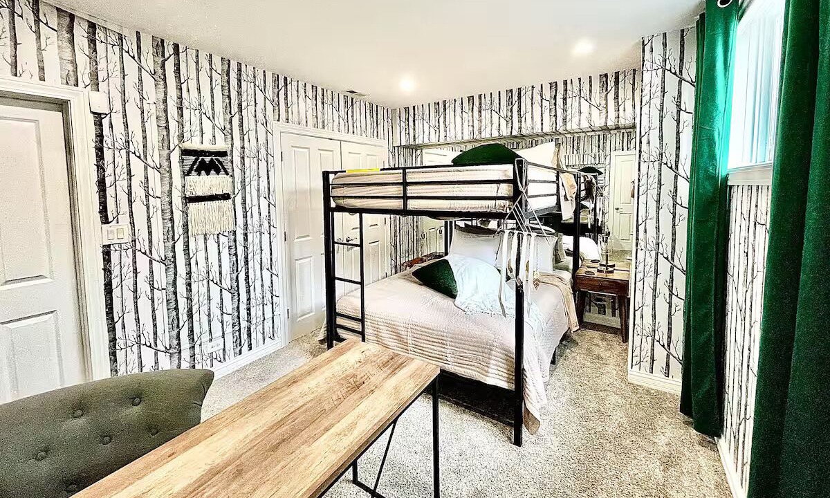 Photo of Bedroom in Bucktown