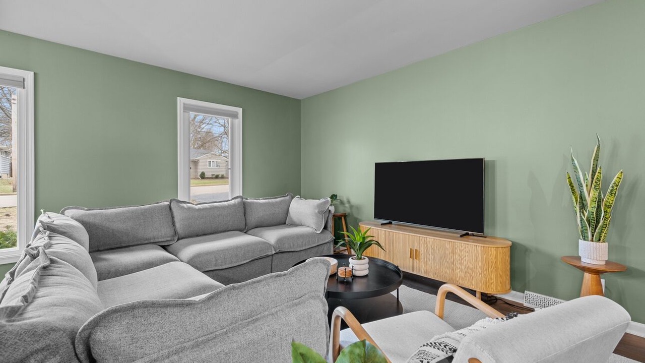 Photo of Livingroom in St. Charles