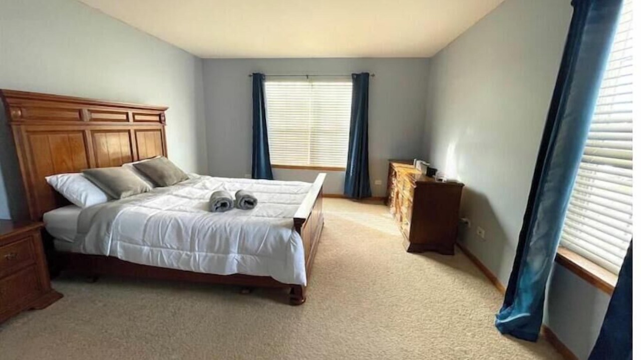 Photo of Bedroom in Romeoville