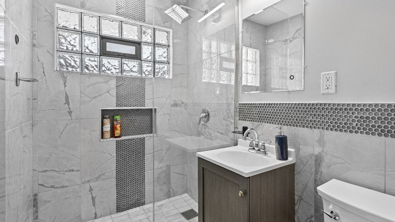 Photo of Bathroom in Skokie