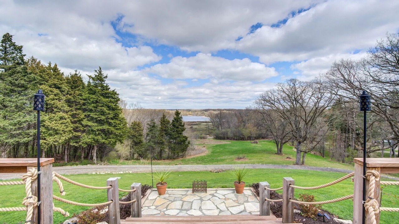 Photo of Outdoor in Solon Mills