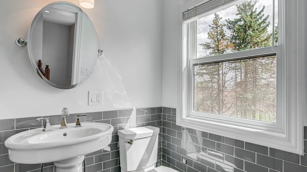 Photo of Bathroom in Solon Mills