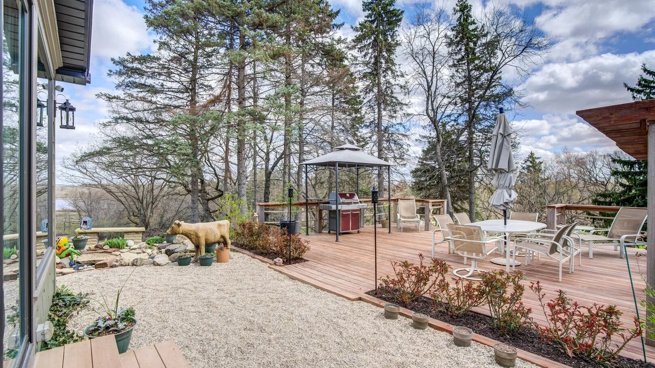 Photo of Outdoor in Solon Mills