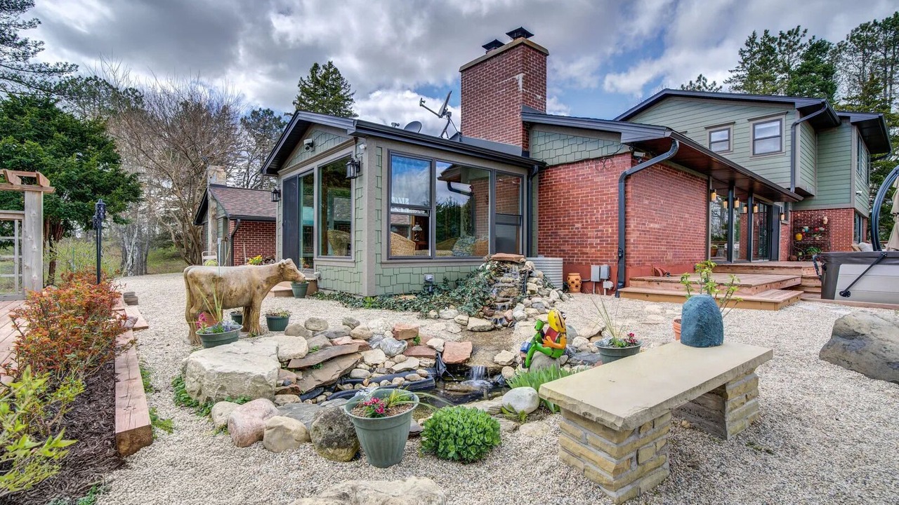 Photo of Outdoor in Solon Mills