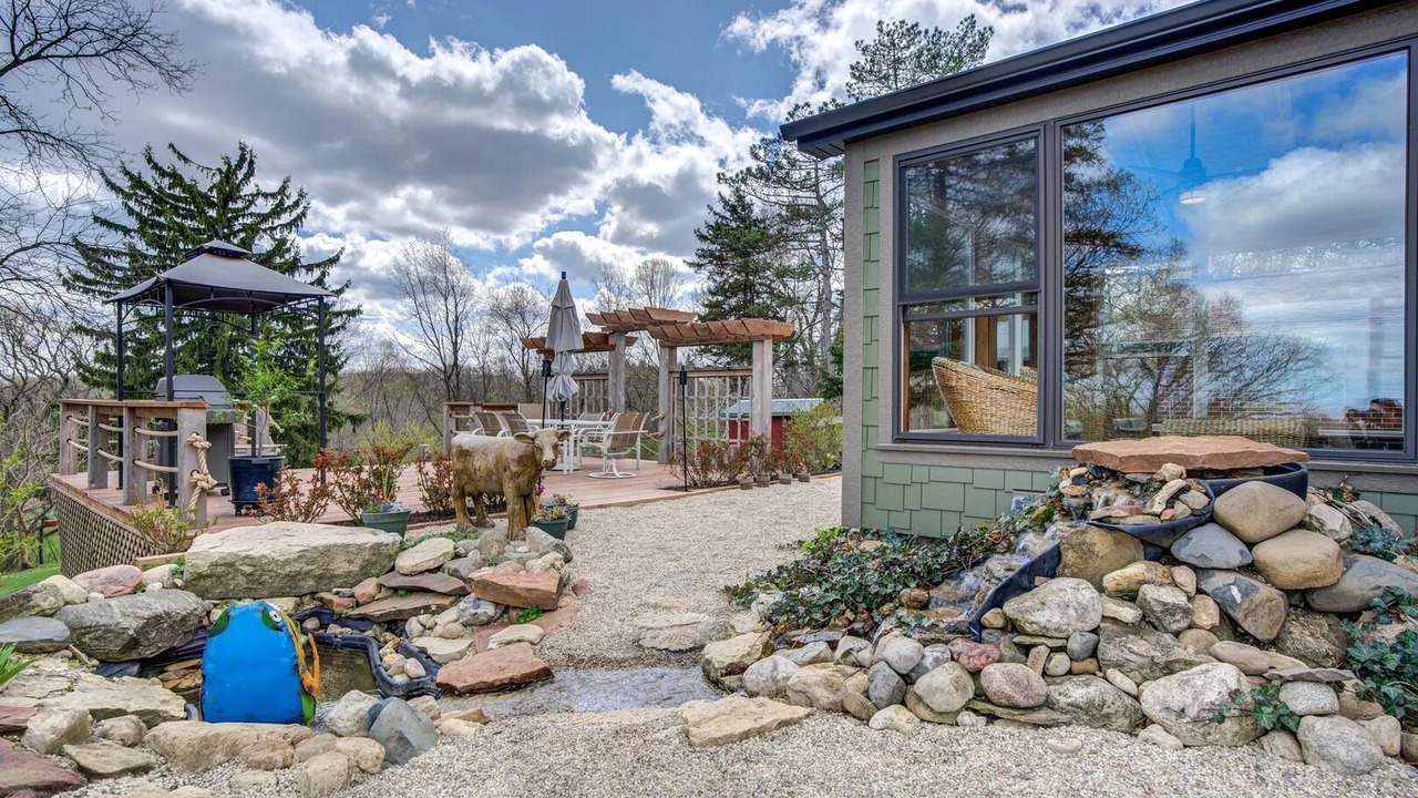 Photo of Outdoor in Solon Mills