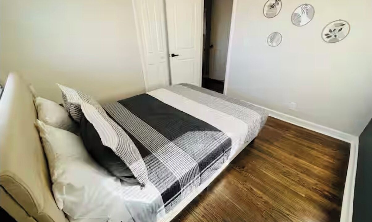 Photo of Bedroom in Montgomery