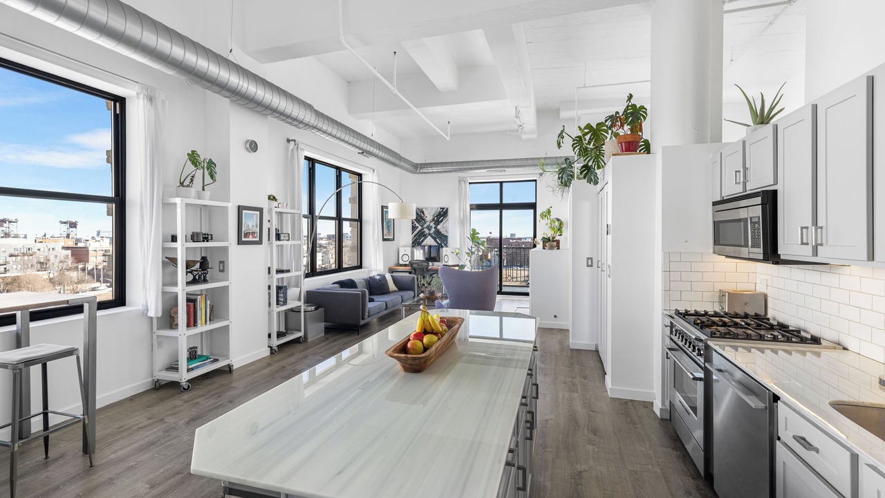 Photo of Kitchen in University Village / Little Italy