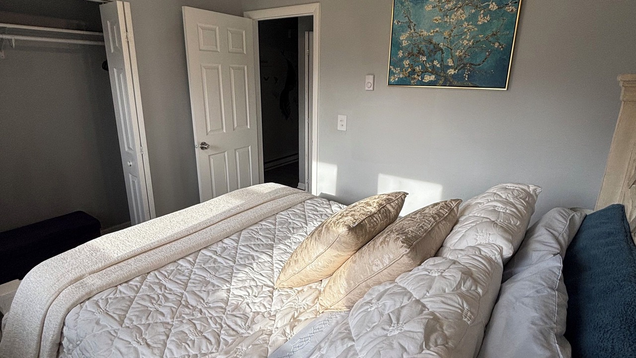 Photo of Bedroom in Aurora