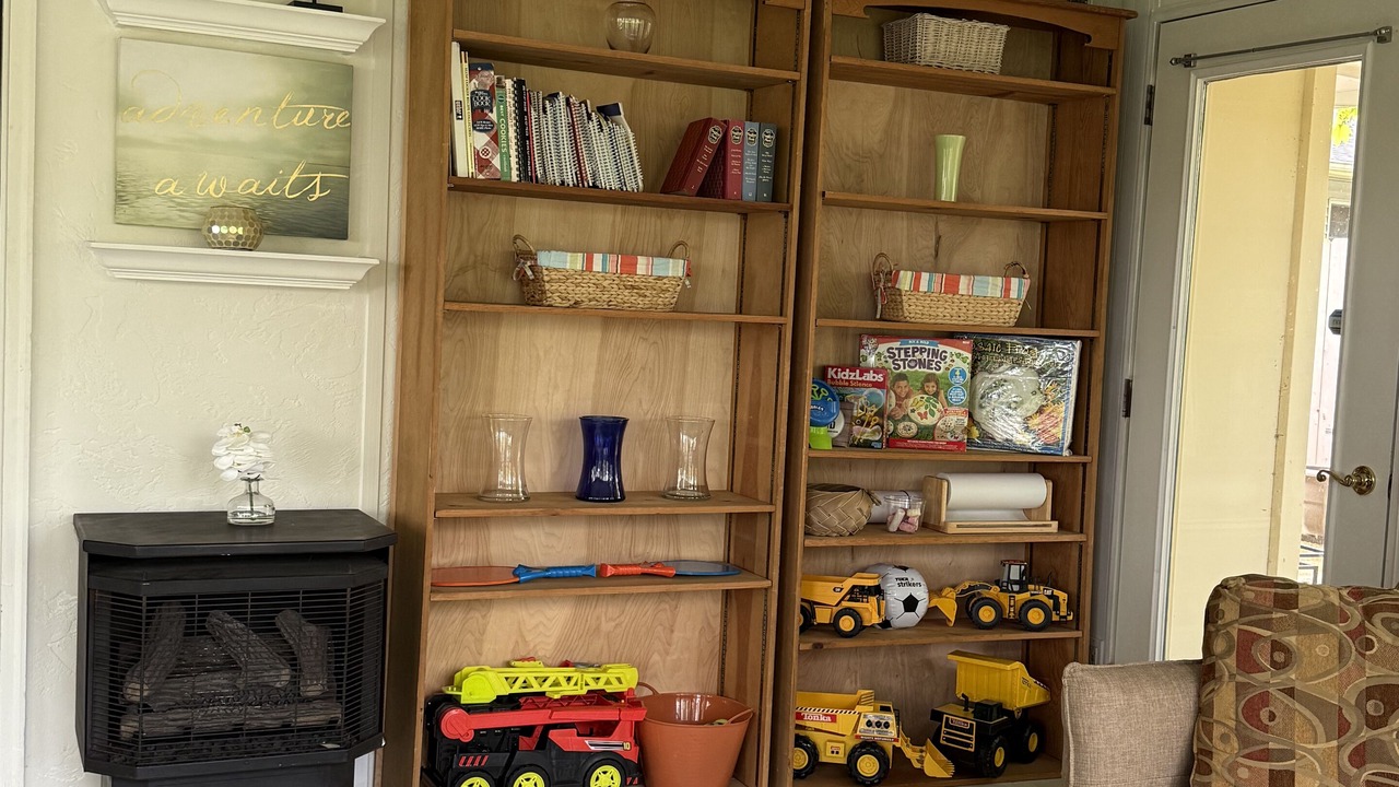 Photo of Livingroom in Oswego