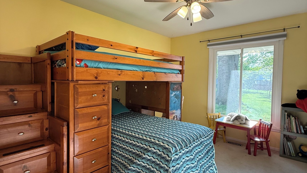 Photo of Bedroom in Oswego