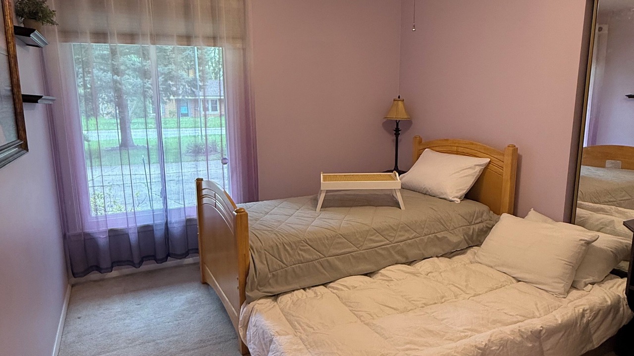 Photo of Bedroom in Oswego