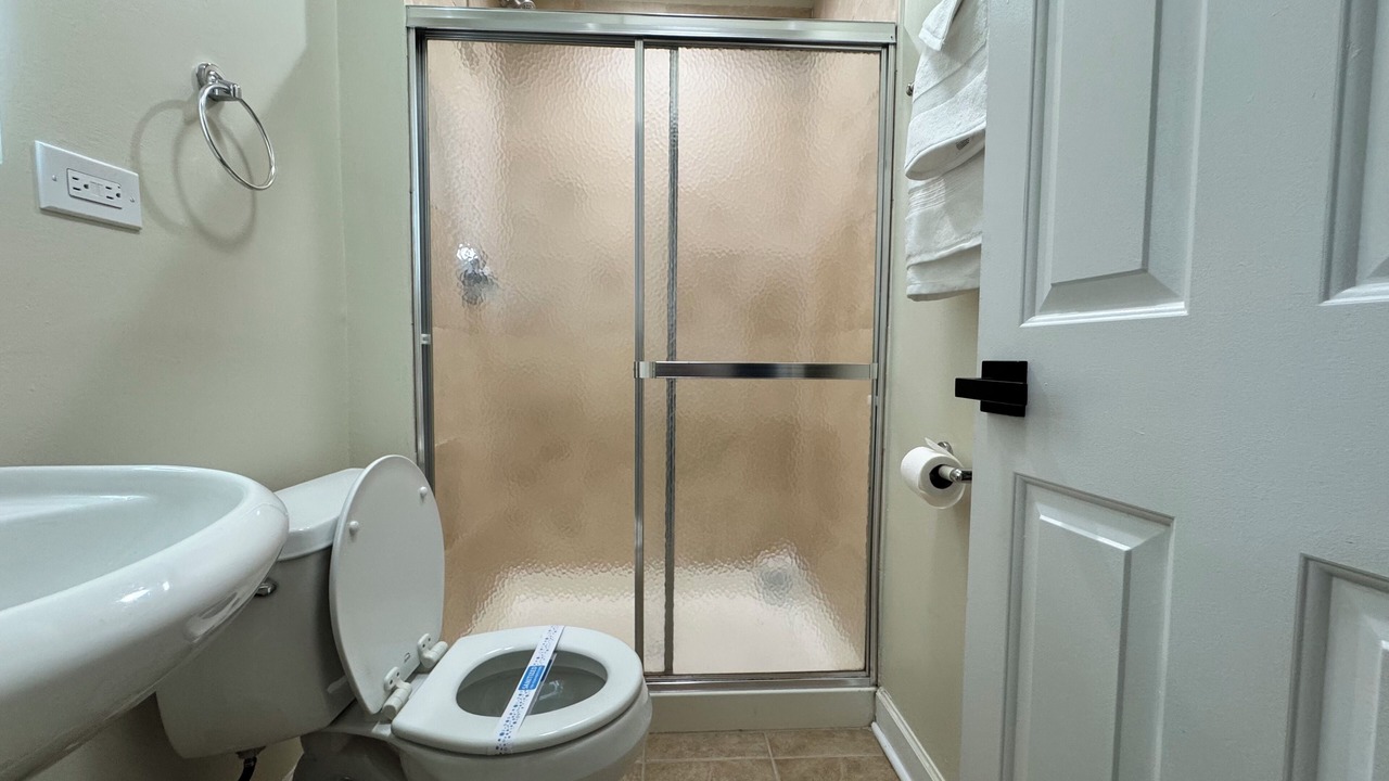Photo of Bathroom in Skokie