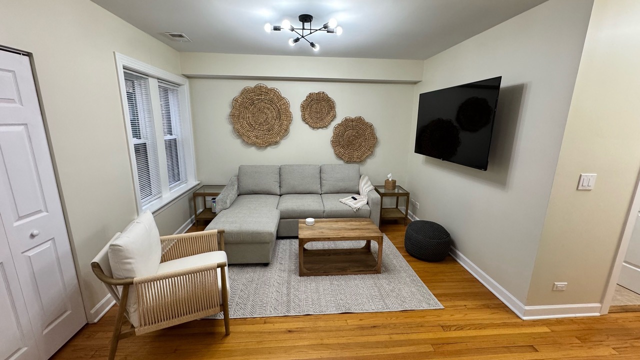 Photo of Livingroom in Skokie