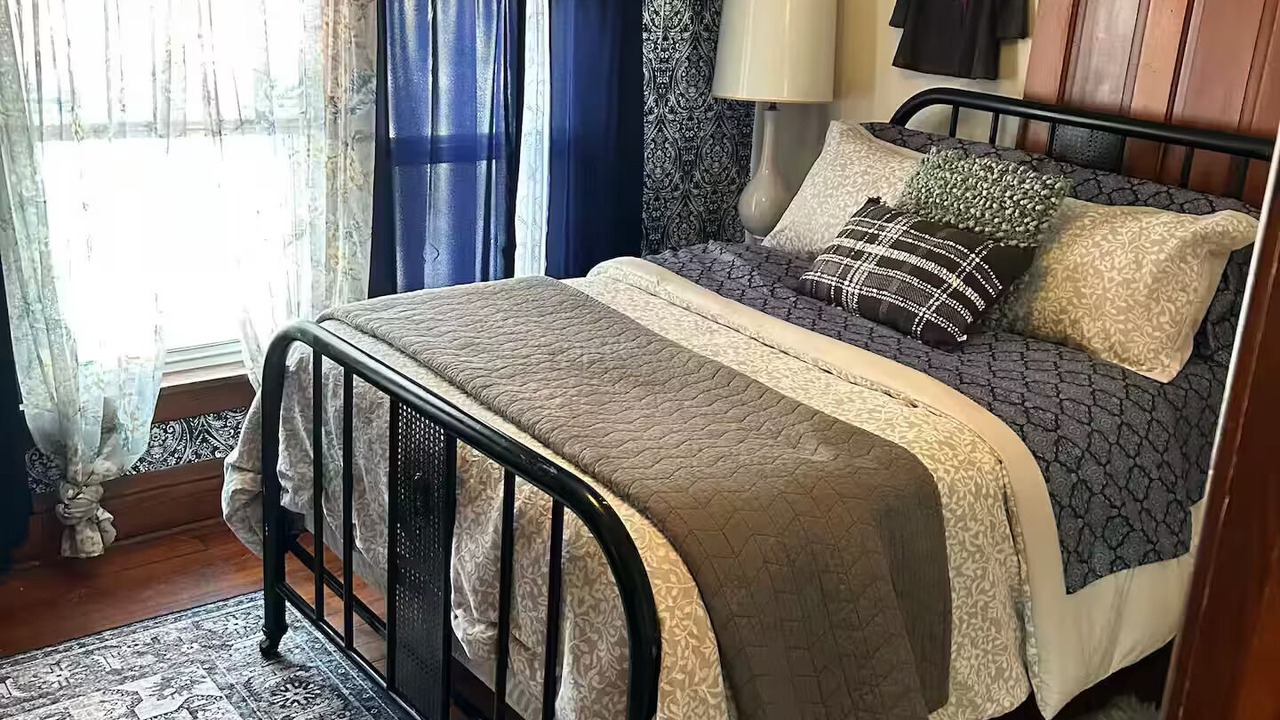Photo of Bedroom in Geneseo