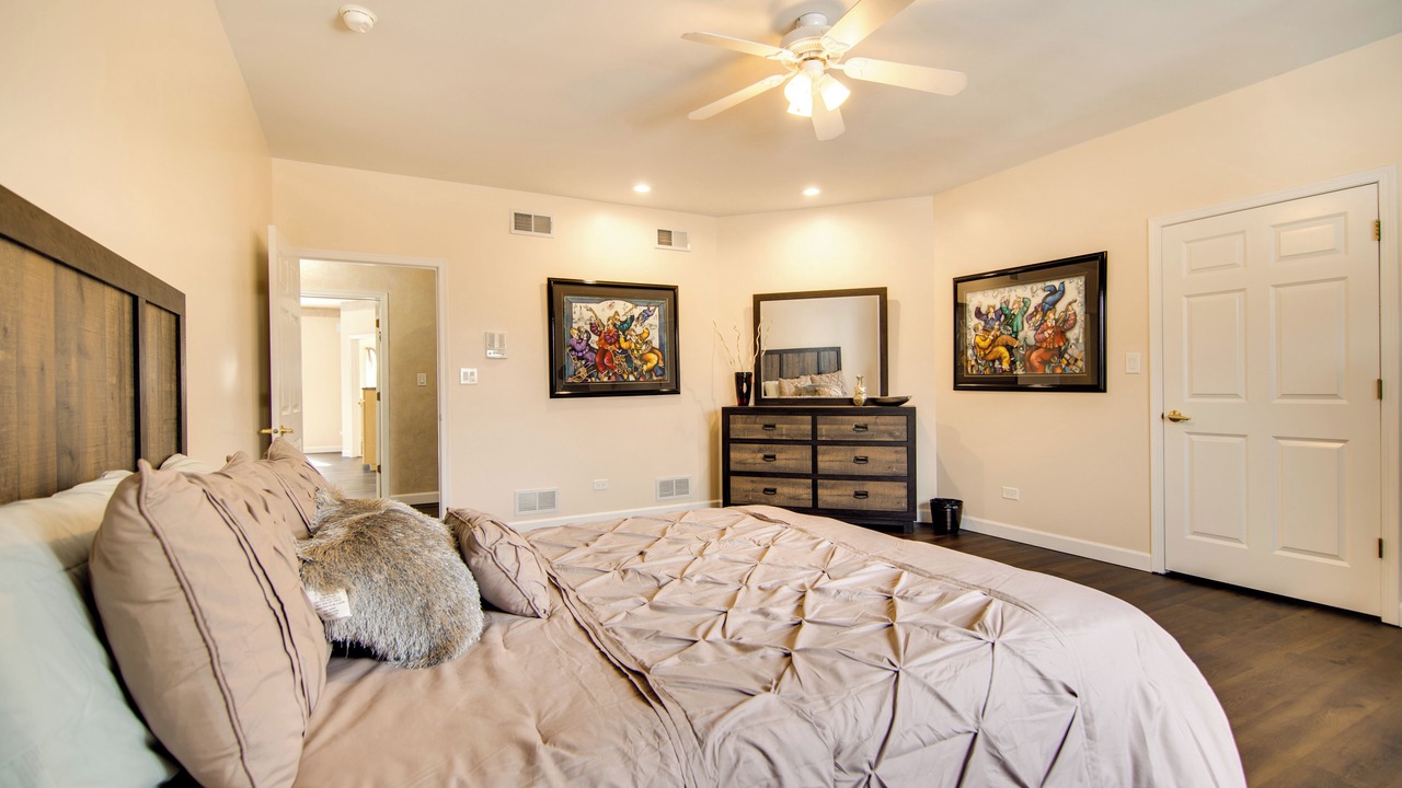 Photo of Bedroom in Hoffman Estates