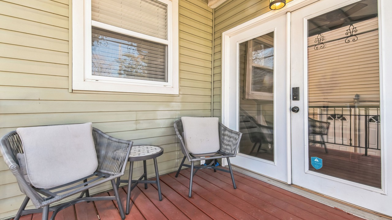 Photo of Patio Balcony in Belmont Cragin